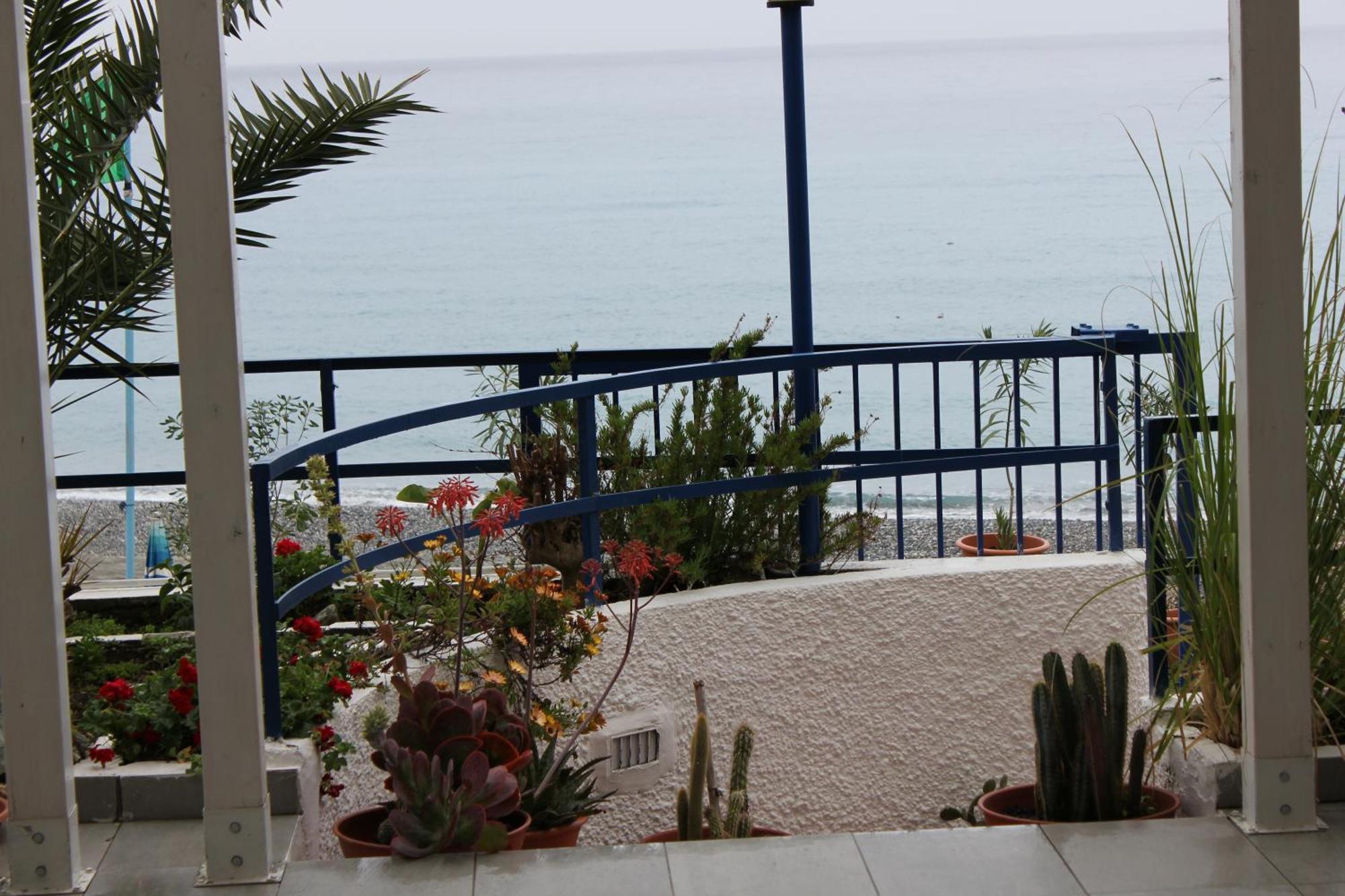 Hotel Ristorante Mareblu 아망테 외부 사진