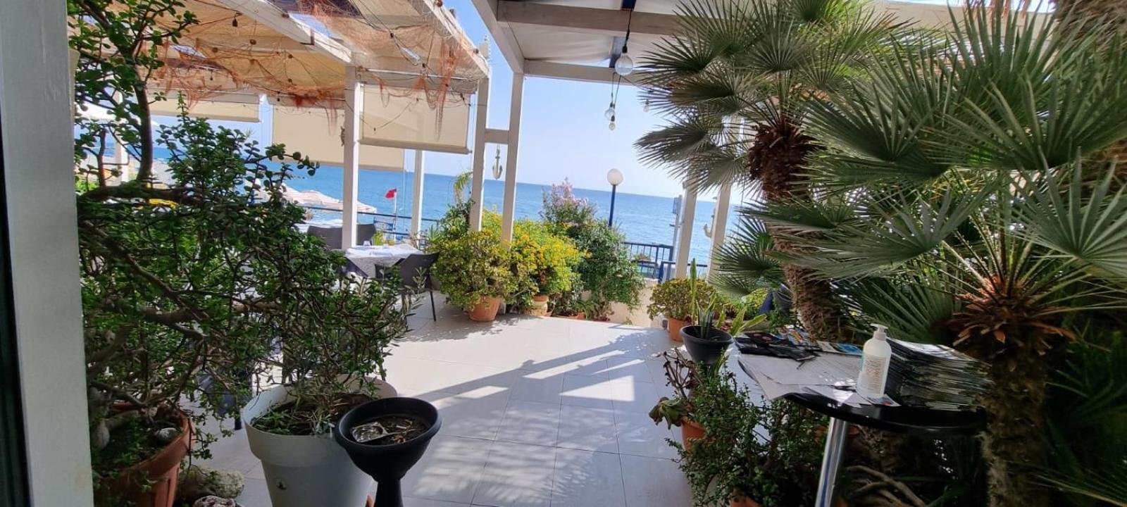 Hotel Ristorante Mareblu 아망테 외부 사진
