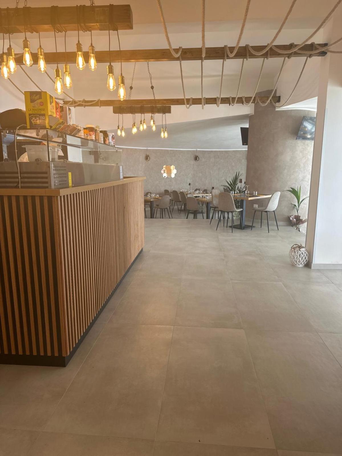 Hotel Ristorante Mareblu 아망테 외부 사진