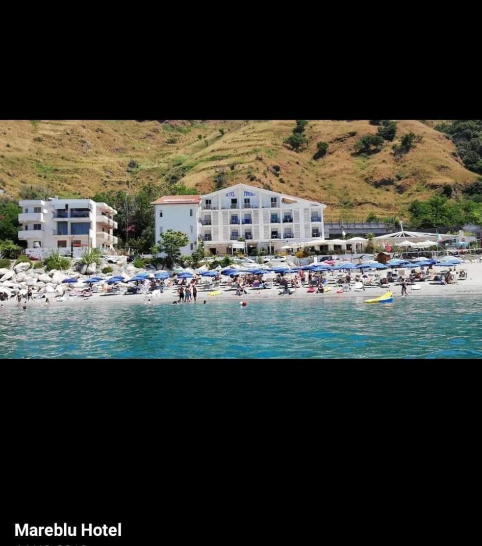 Hotel Ristorante Mareblu 아망테 외부 사진